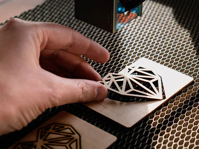 Laser Beam Alignment with OMTech: A Simple Guide