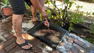 How to Clean Your Honeycomb Bed
